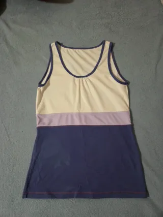 Camiseta tirantes deportiva