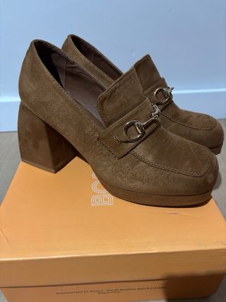 Mocasines de tacón marrones