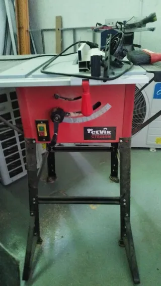 Sierra de mesa CEVIK CTS250M