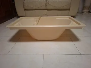 Bañera para bebé color crema