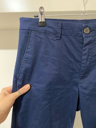 Pantalón chino azul marino chico/hombre