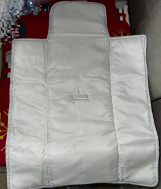 Carro de bebé azul brillante