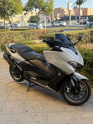 Yamaha TMAX 530 DX