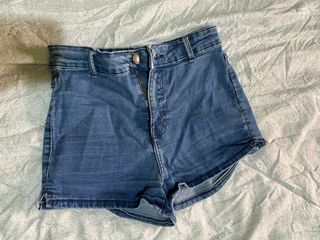 Pantalón corto vaquero azul