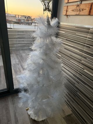 Árbol de Navidad Blanco con Estrella Dorada