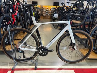 Bicicleta Trek Madone 8 Carbono SL6