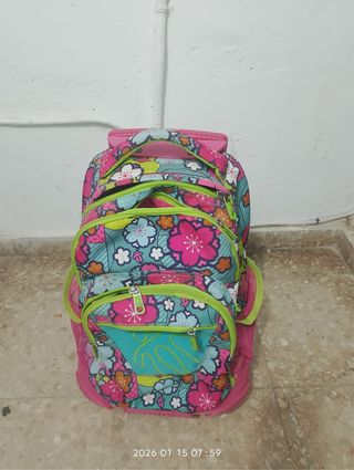Mochila escolar con ruedas y estampado floral
