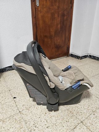 Passeggino Inglesina Trio (Seggiolino + Ovetto + Maxi-Cosi)