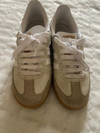 Adidas Samba Beige y Blanco