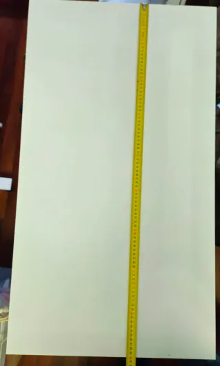 Pack Muebles: 3 Escritorios + 1 Mesa rosa