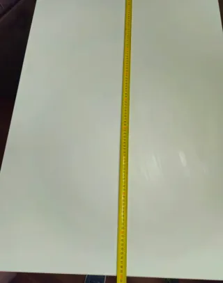 Pack Muebles: 3 Escritorios + 1 Mesa rosa