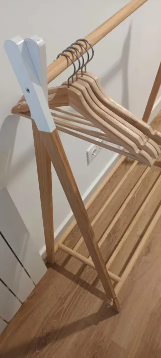 Perchero burro zapatero de madera