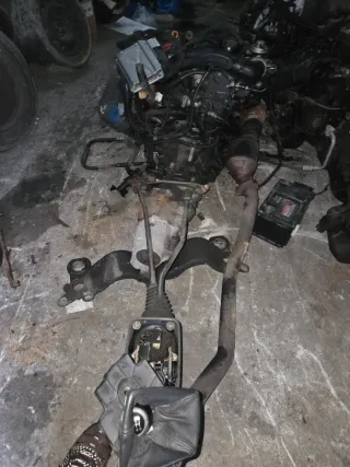 Motor Audi A4 1.9 TDI con caja 6 velocidades