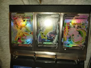 Libreta con Cartas Pokémon V