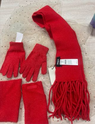NUEVO Conjunto Desigual: Bufanda, Guantes Mitones