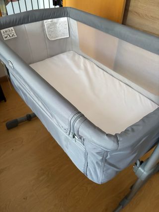 Cuna Colecho Chicco Next2Me Essential Gris
