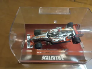 Scalextric F1 Vodafone McLaren Digital