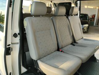 Volkswagen Transporter T5 2.0 TDI