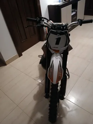 Minimoto 49cc Cross Arranque a Patada