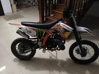 Minimoto 49cc Cross Arranque a Patada