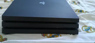 PlayStation 4 Pro Negra
