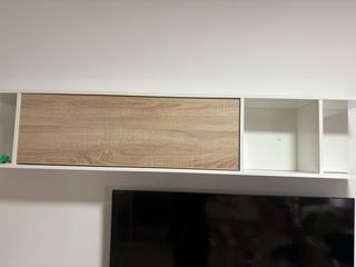 Mueble TV y estantería salón blanco/beige