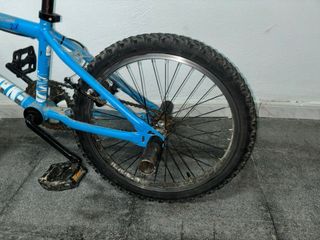 Bicicleta BMX Azul