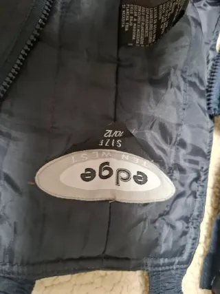 Pantalón de esquí infantil azul.