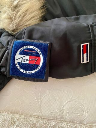 Cazadora Tommy Hilfiger Talla S Negra