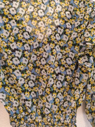 Blusa floral manga larga