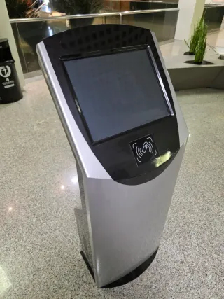 Tótem Táctil 19 + NFC + Mini PC Seypo