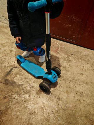 Patinete 3 ruedas con respaldo Telf 635004371