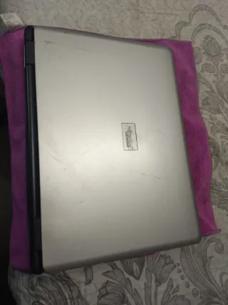 Portátil Fujitsu Siemens AMILO