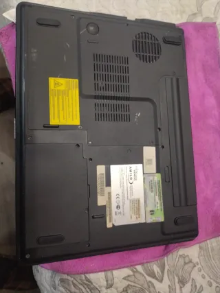 Portátil Fujitsu Siemens AMILO