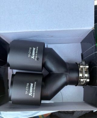 Salida Akrapovic Carbono