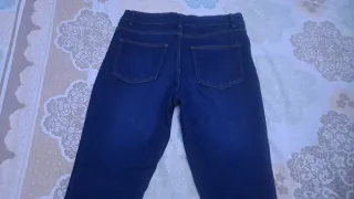 Pantalón vaquero azul mujer
