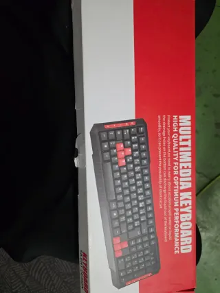 25 Teclados Multimedia USB