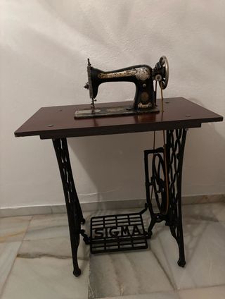Máquina de coser Singer antigua