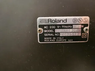 Piano digital Roland HP-1800E