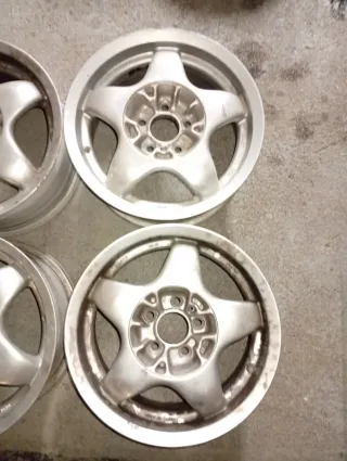 Llantas de aluminio RG 5 tornillos en 14 pulgadas