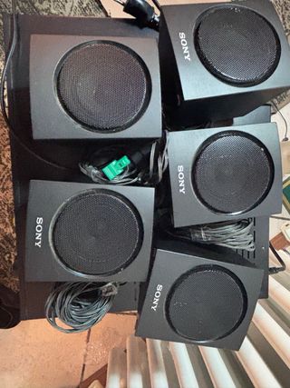 Sistema Home Theatre Sony DAV-TZ135