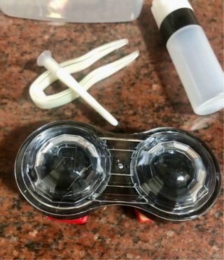 Estuche lentillas McDonald's