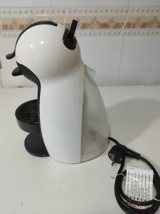 Cafetera Dolce Gusto Blanca