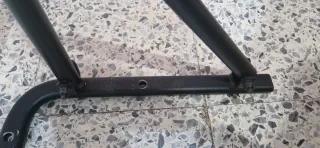 Barra de Calistenia Negra