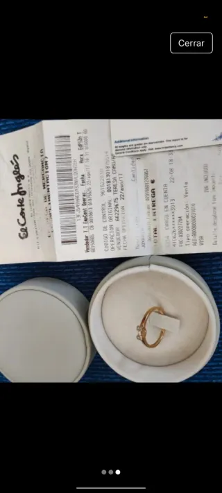 Anillo de compromiso con 5 diamantes