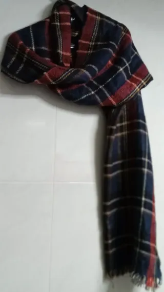 Bufanda Maxi Cuadro escocé y espiga Reversible.