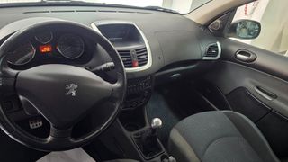Peugeot 206 + 1.1 60cv