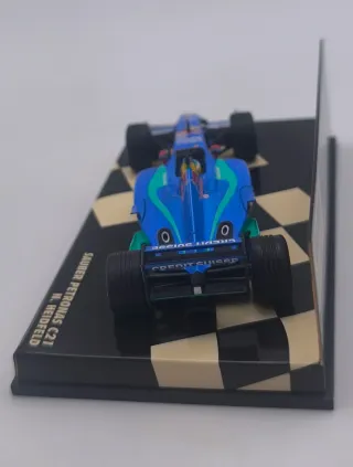 SAUBER PETRONAS C21    N. HEILFELD 1:43 MINICHAMPS