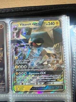 Carta Pokémon Vikavolt GX 45/145