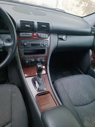 Mercedes-Benz Clase C 2001